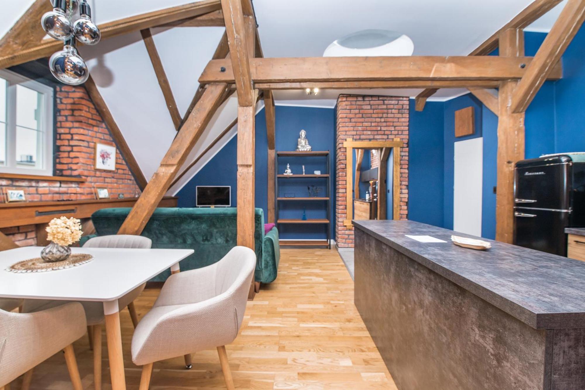 Uroczy Apartament 格利维采 外观 照片